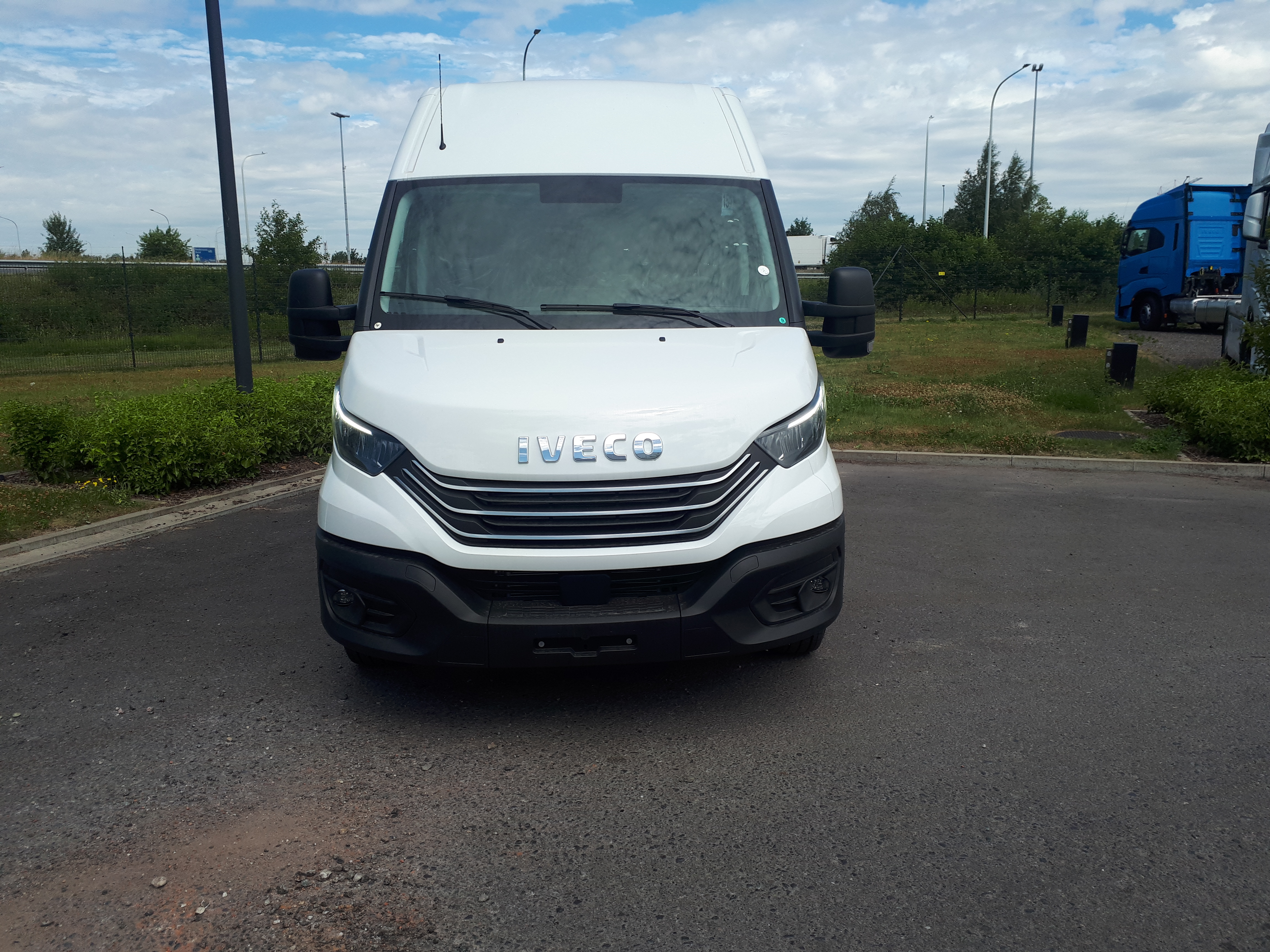 IVECO DAILY MY22 35S14A8 V?width=462